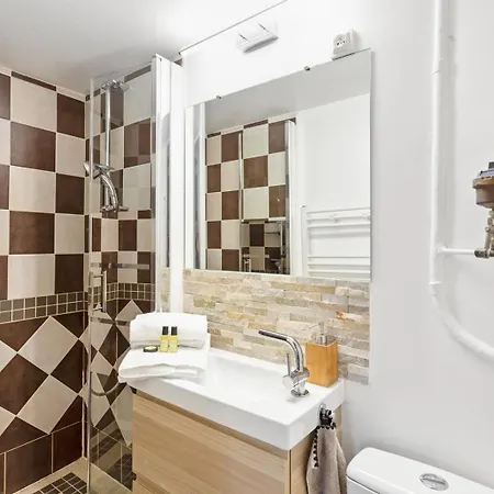 Guestready - Charming In The 18th Apartamento